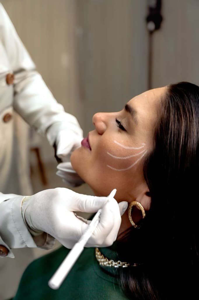 Harmonização Facial: Como Funciona e O que Esperar do Procedimento